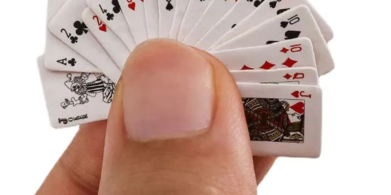 Tựa game Mini Poker với giải thưởng cực khủng tại hi88 3 Phần thưởng lớn, tỷ lệ thắng cao