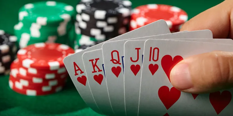 Chiến thuật chơi Poker – Mẹo đánh bài hiệu quả cho người mới 4 Hướng dẫn chiến thuật Poker đơn giản cho người mới