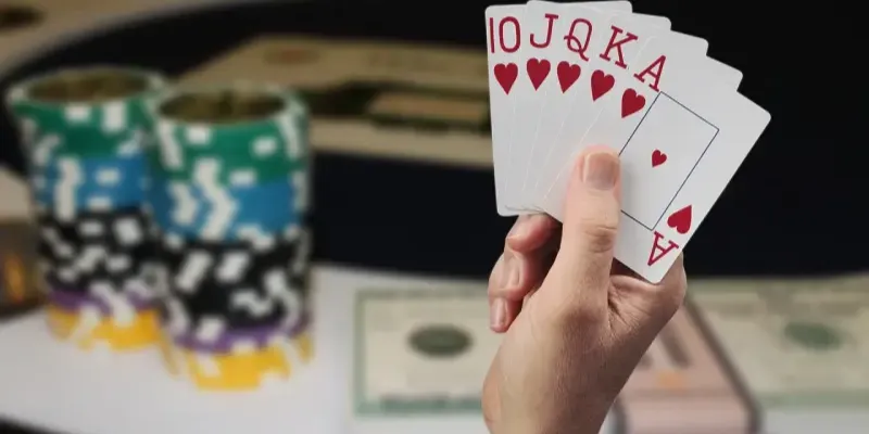 Những nguyên tắc cơ bản khi chơi bài Tá Lả là gì?